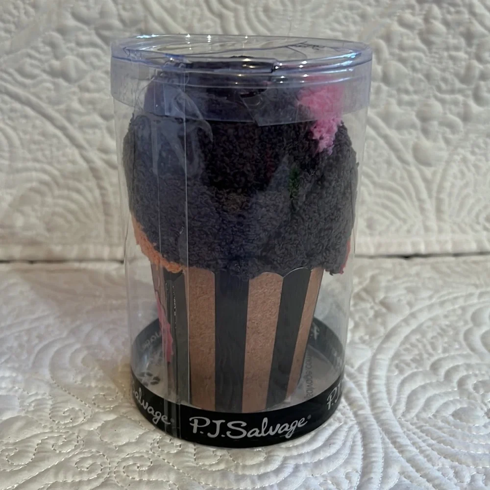 P.J. Salvage cozy‎ socks, NWT